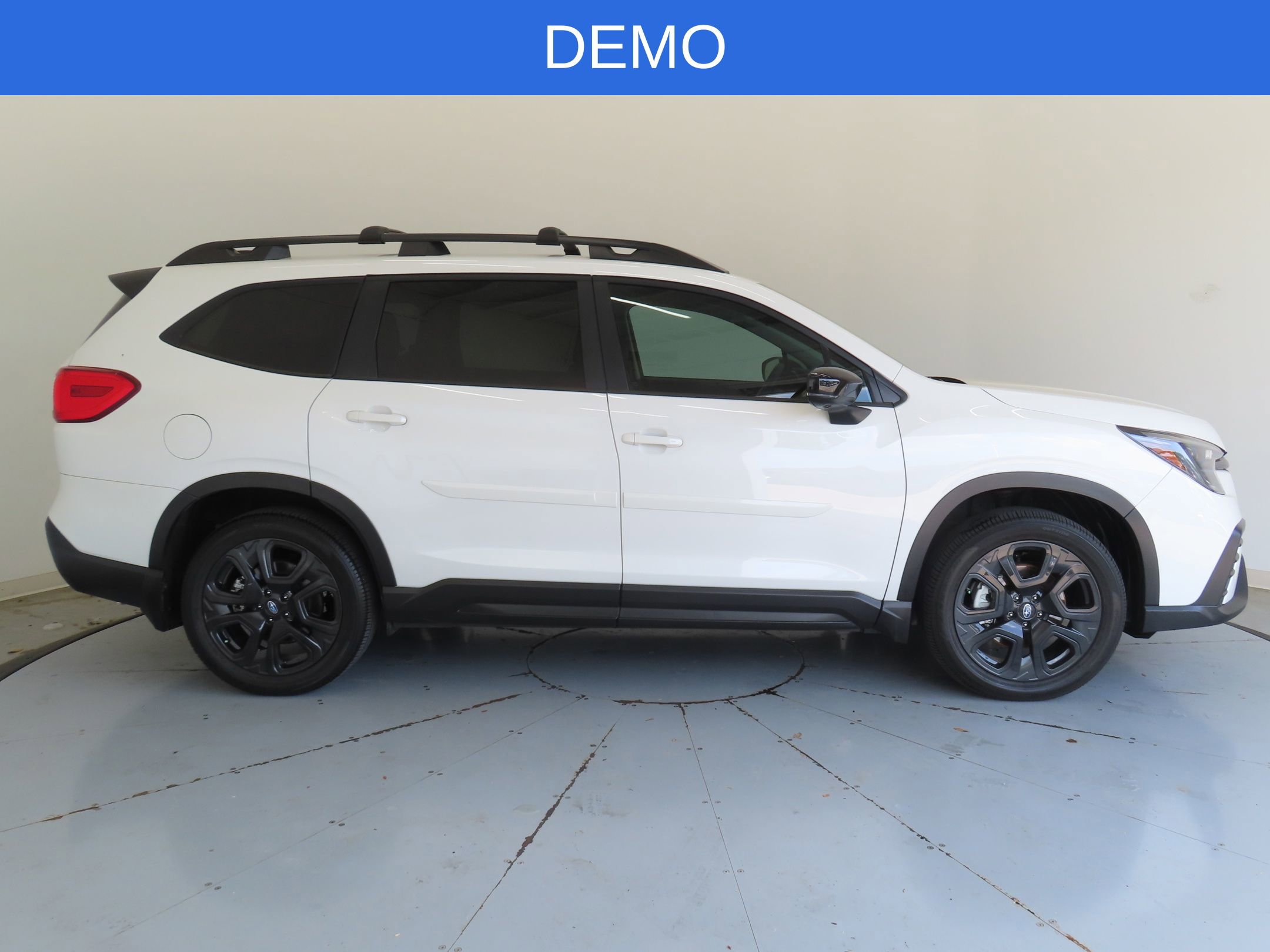 Used 2025 Subaru Ascent Bronze Edition AWD/4WD image 2