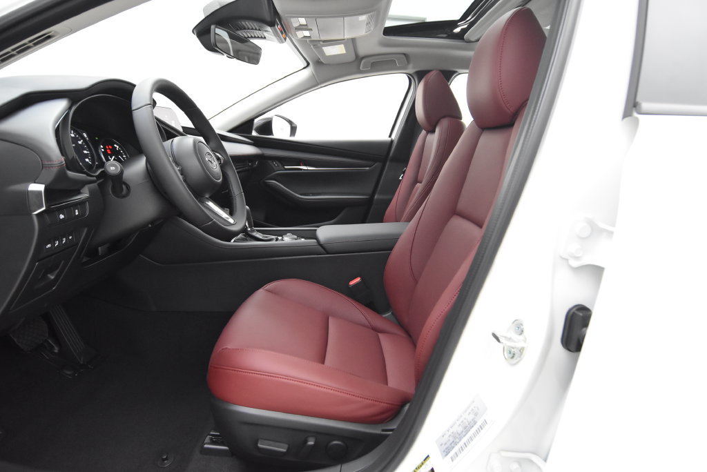 New 2026 MAZDA MAZDA3 Carbon AWD/4WD image 31