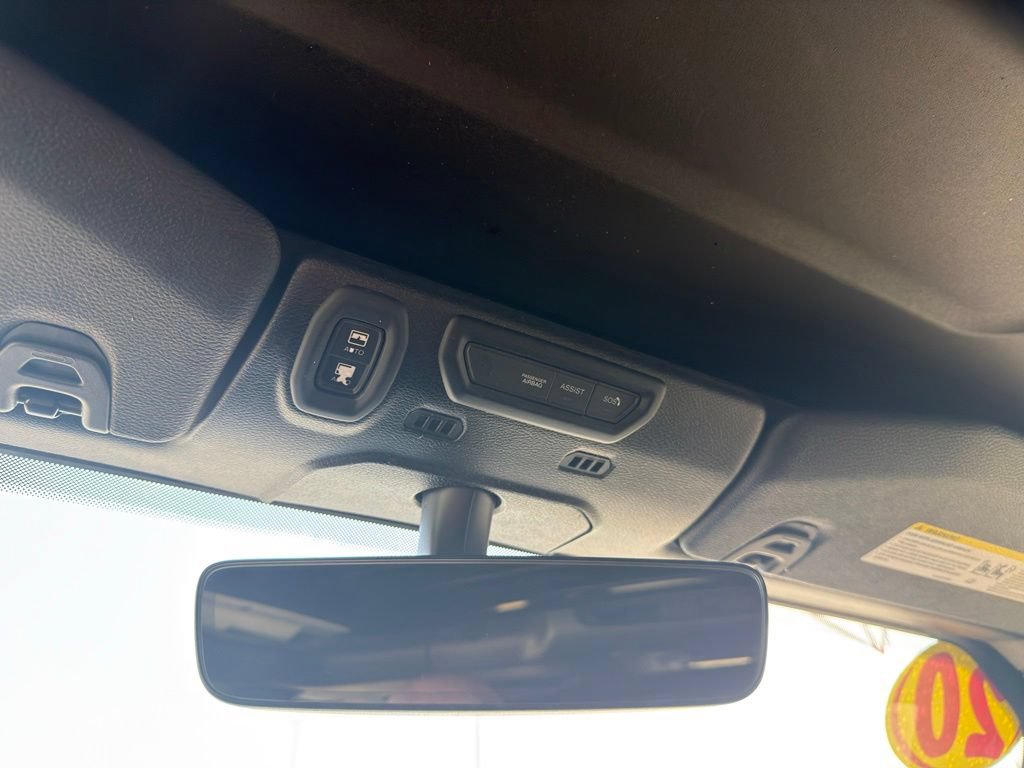 Used 2020 Jeep Wrangler Unlimited Sahara AWD/4WD image 25