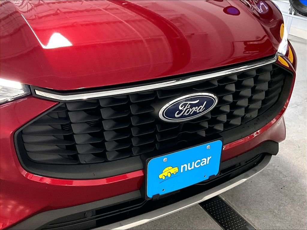 Used 2023 Ford Escape Active AWD/4WD image 29
