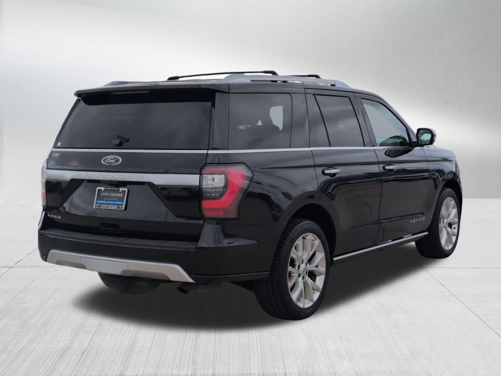 Used 2019 Ford Expedition Platinum image 5