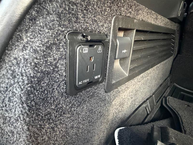 Used 2019 Land Rover Range Rover SV Autobiography Dynamic AWD/4WD image 24