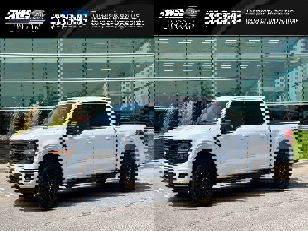 New 2025 Ford F150 XLT w/ Equipment Group 302A MID