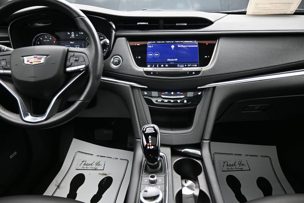 Used 2024 Cadillac XT6 Luxury w/ LPO, Floor Liner Package AWD/4WD image 17