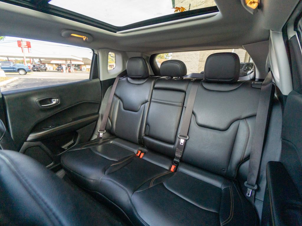 Used 2018 Jeep Compass Limited w/ Navigation Group image 32