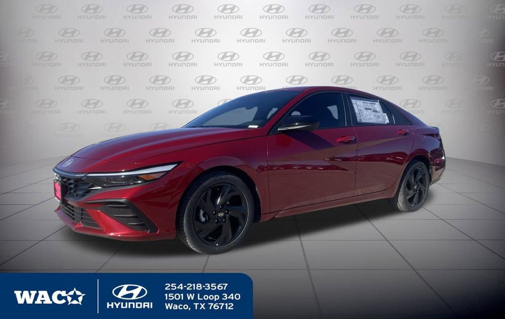 Used 2025 Hyundai Elantra Sport image 5