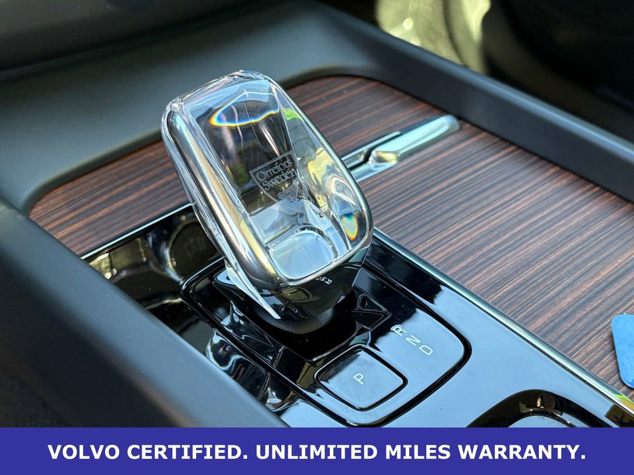 Certified 2024 Volvo XC60 B5 Ultimate image 23