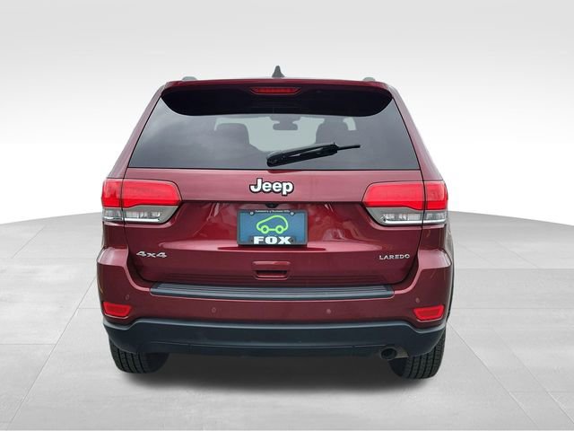 Used 2018 Jeep Grand Cherokee Laredo AWD/4WD image 4