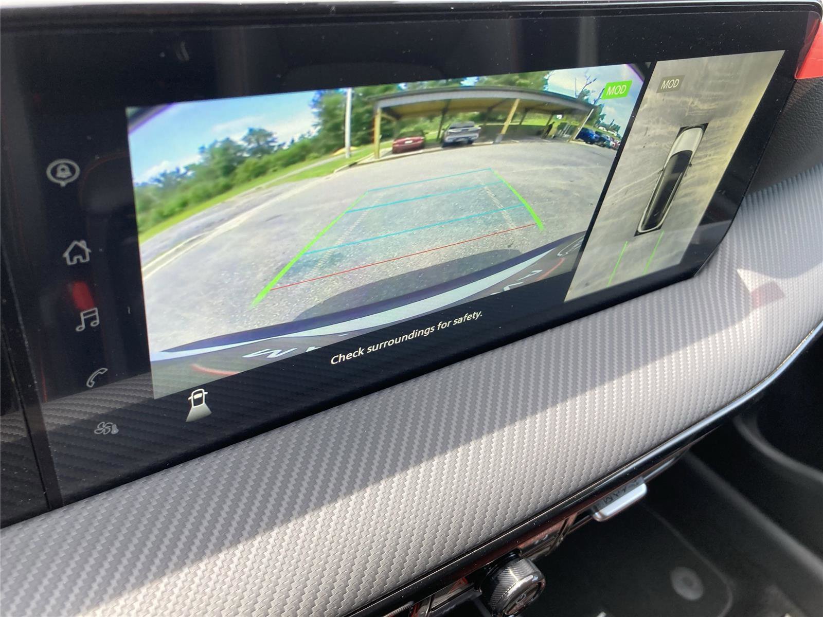 New 2025 Nissan Kicks SR image 23