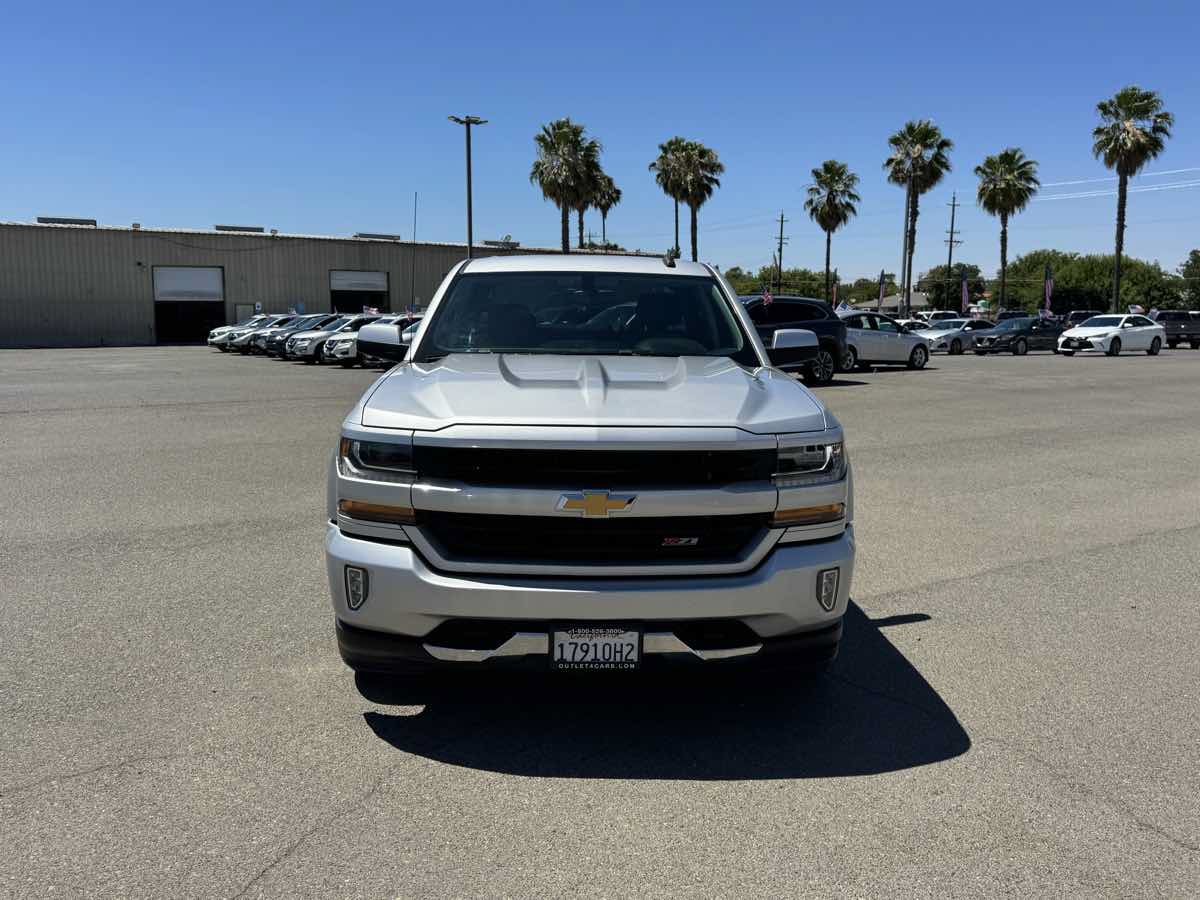 Used 2017 Chevrolet Silverado 1500 LT w/ All Star Edition AWD/4WD image 4