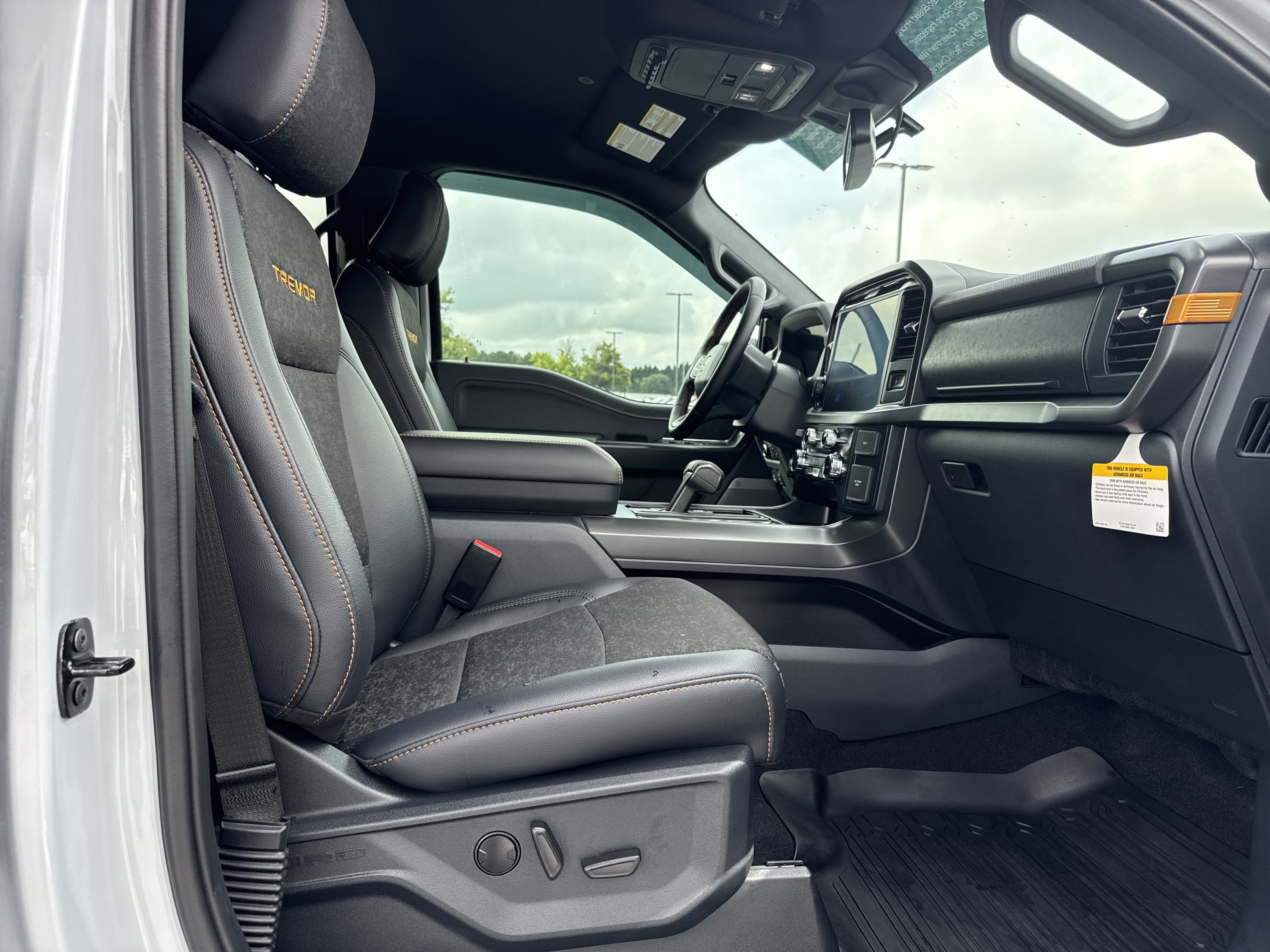 Used 2025 Ford F150 Tremor w/ Tow/Haul Package AWD/4WD image 31