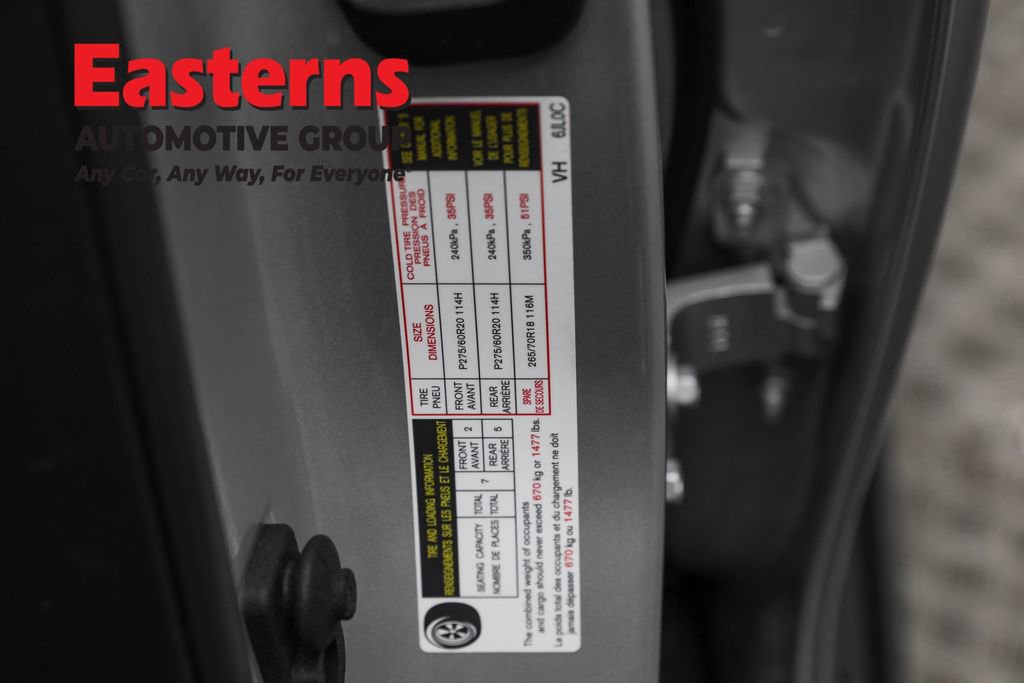 Used 2024 Nissan Armada SL w/ Captain's Chairs Package image 42