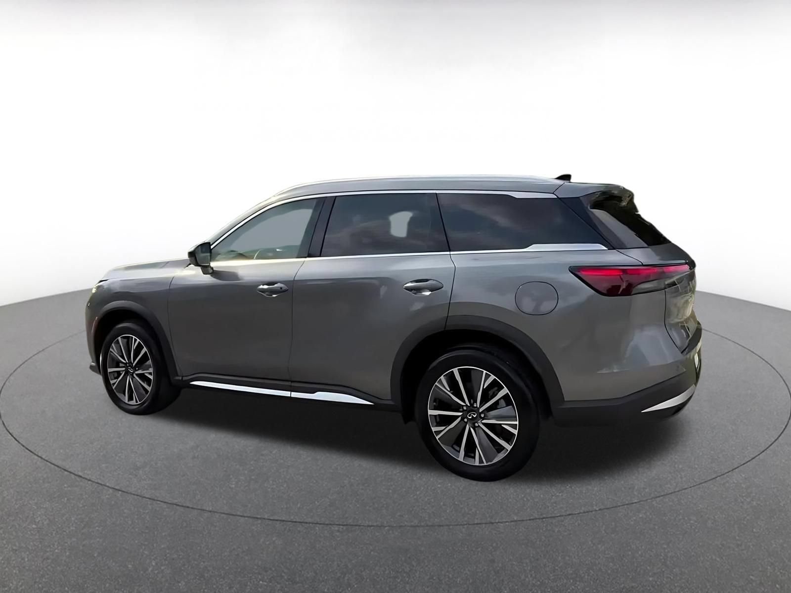 Used 2026 INFINITI QX60 Luxe FWD image 10