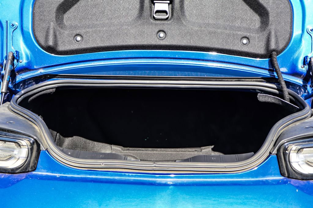 Used 2023 Chevrolet Camaro SS image 32