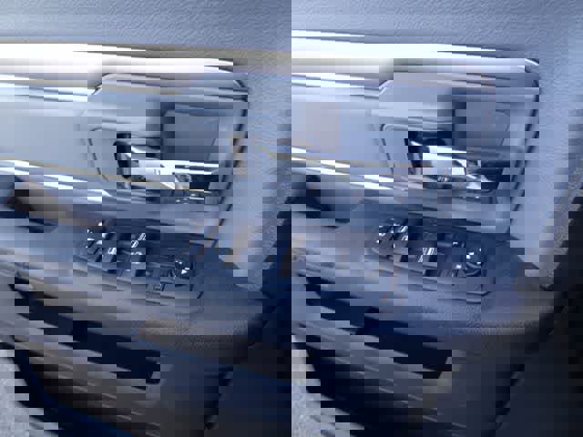 Used 2024 RAM 1500 Classic SLT image 13