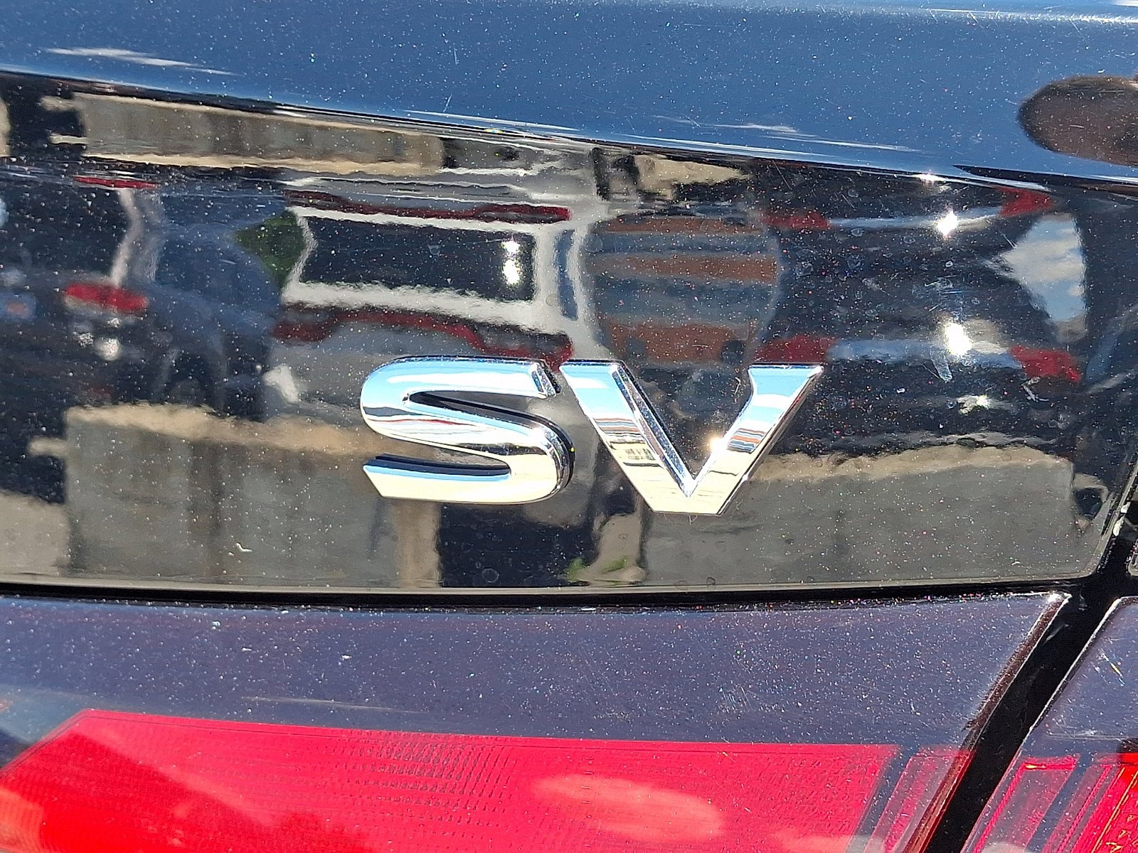 Used 2023 Nissan Versa SV FWD image 30