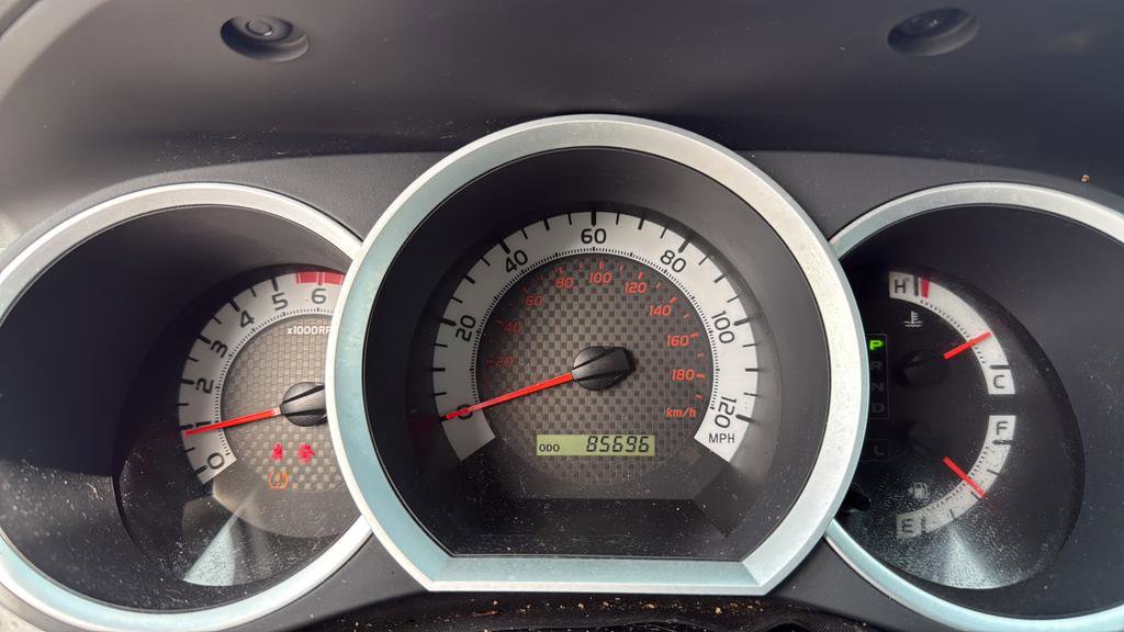 Used 2013 Toyota Tacoma 4x4 Double Cab w/ Limited Pkg image 18