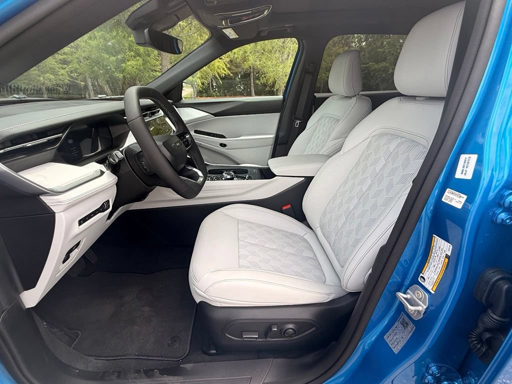 New 2026 Jeep Cherokee Overland AWD/4WD image 10