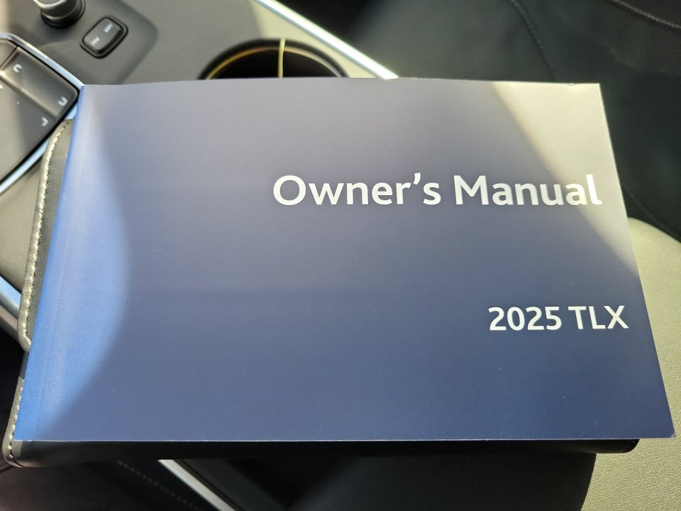 Certified 2025 Acura TLX w/ Technology Package FWD image 33