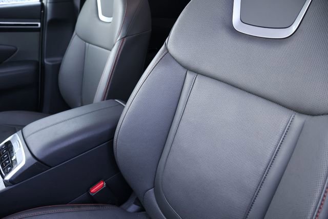 Used 2023 Hyundai Santa Cruz Limited image 7