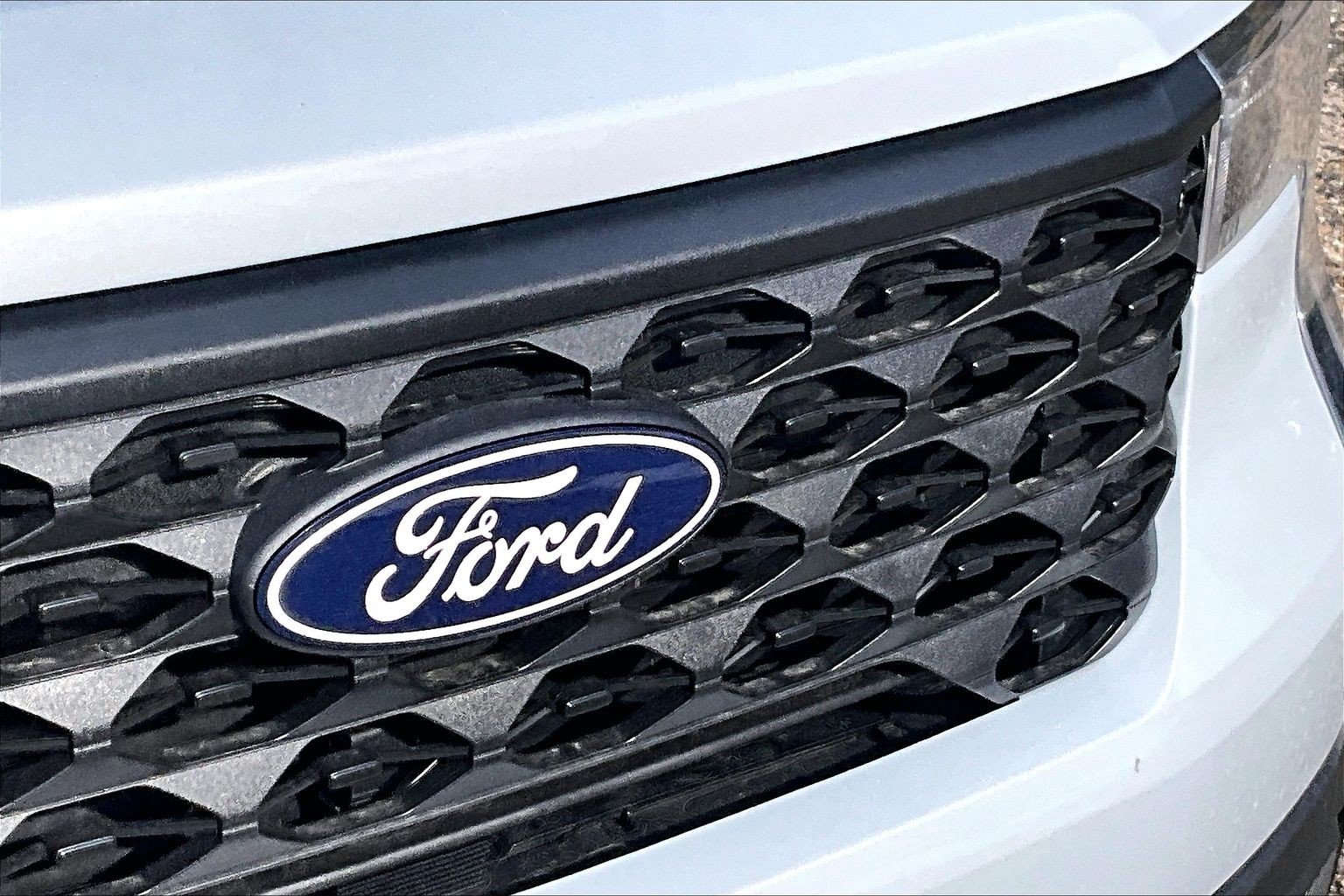 New 2026 Ford Maverick XL w/ Equipment Group 101A AWD/4WD image 32