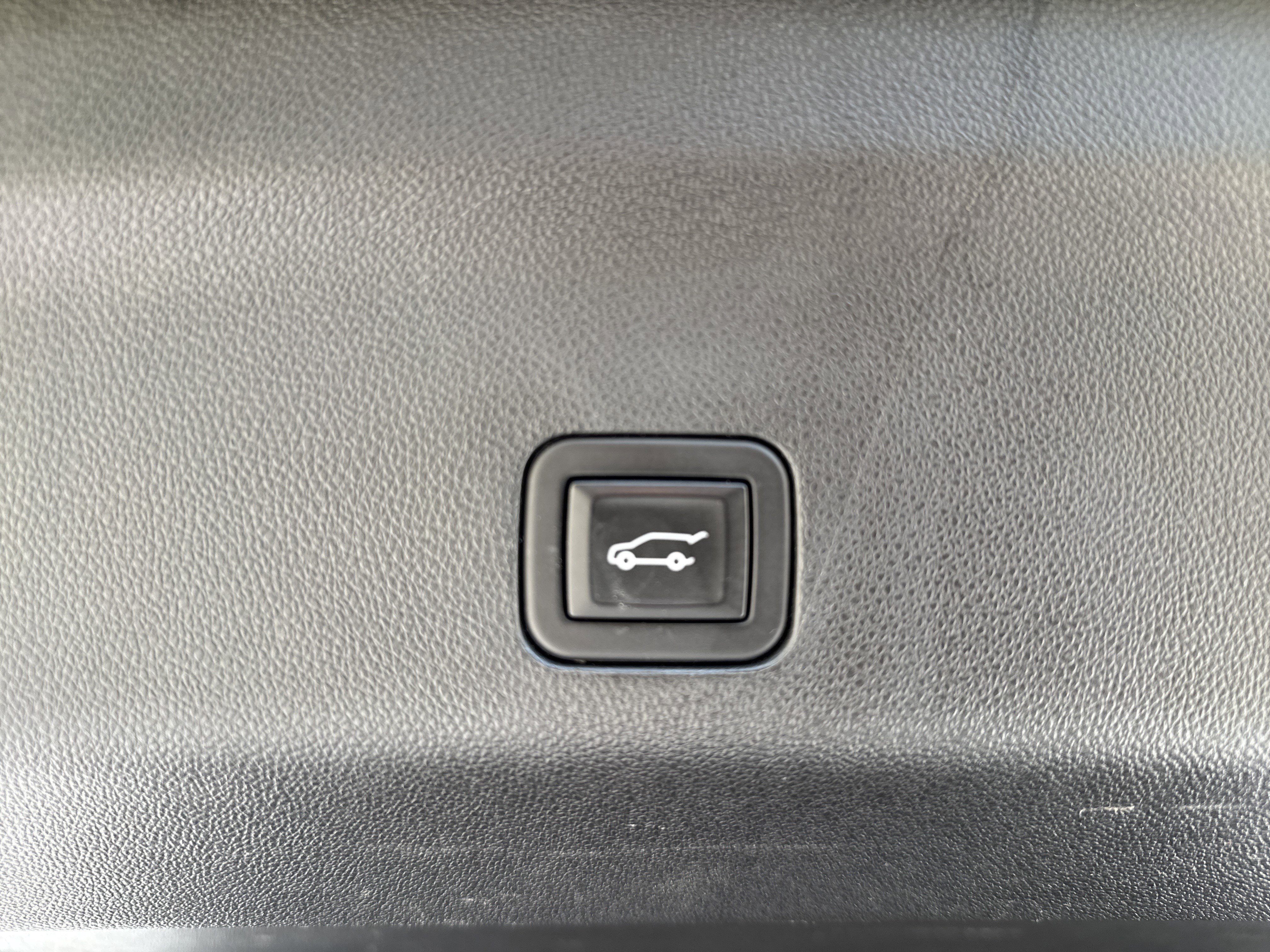 Used 2023 GMC Yukon XL Denali w/ Max Trailering Package AWD/4WD image 40