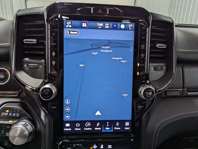 Used 2024 RAM 1500 Limited w/ Body Color Bumper Group image 24