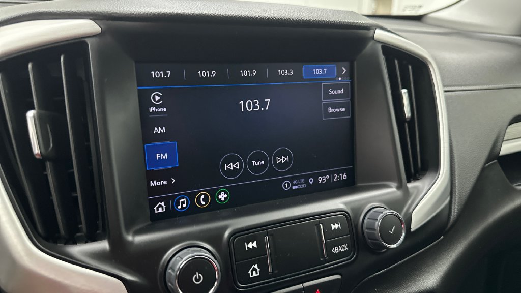 Used 2024 GMC Terrain SLT AWD/4WD image 28
