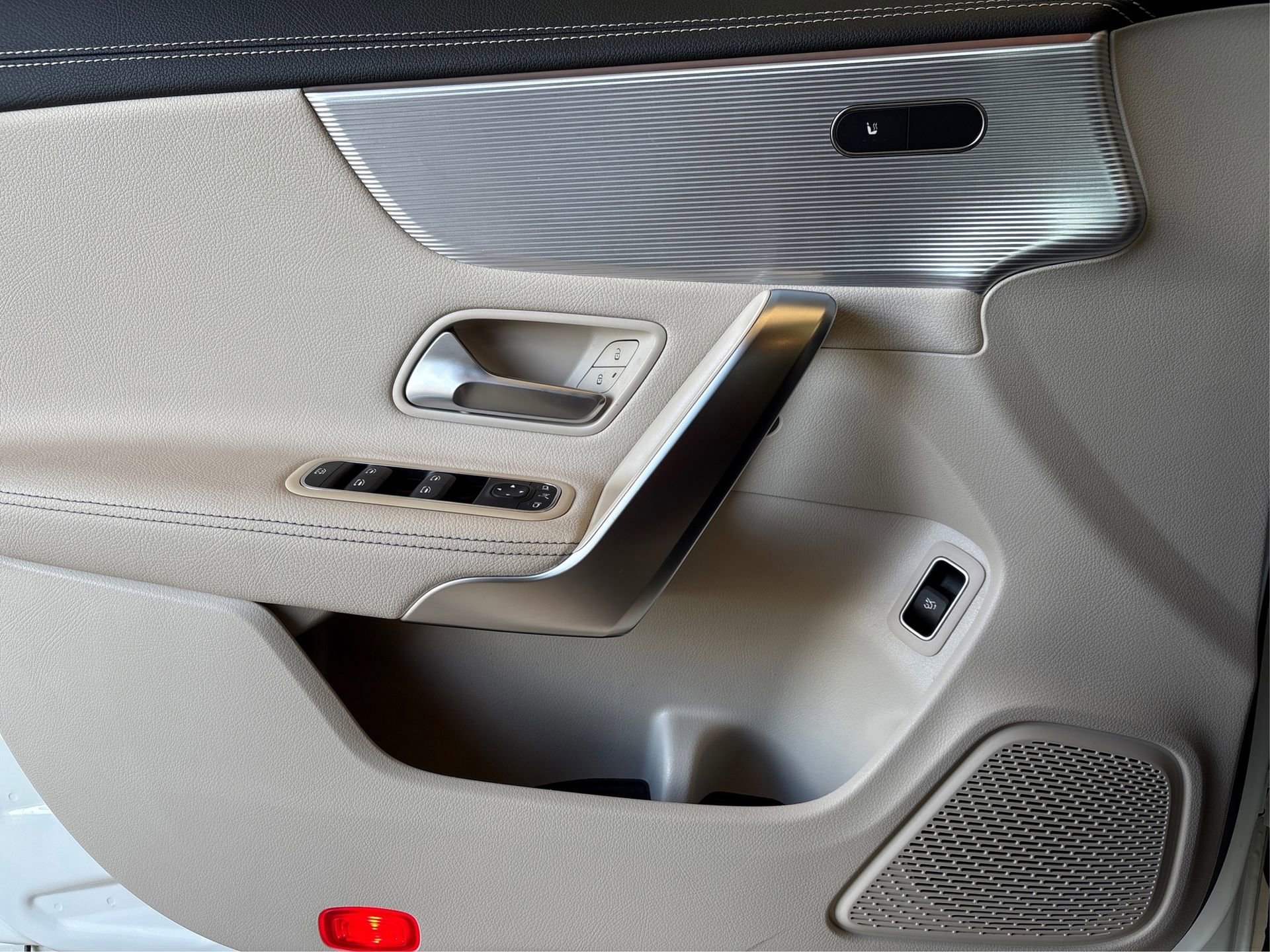 Used 2022 Mercedes-Benz CLA 250 4MATIC image 21