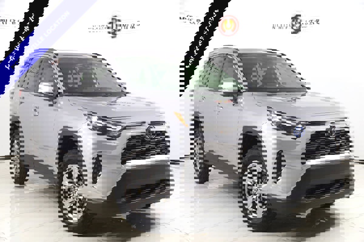 Used 2024 Toyota RAV4 XLE w/ Convenience Package AWD/4WD image 1