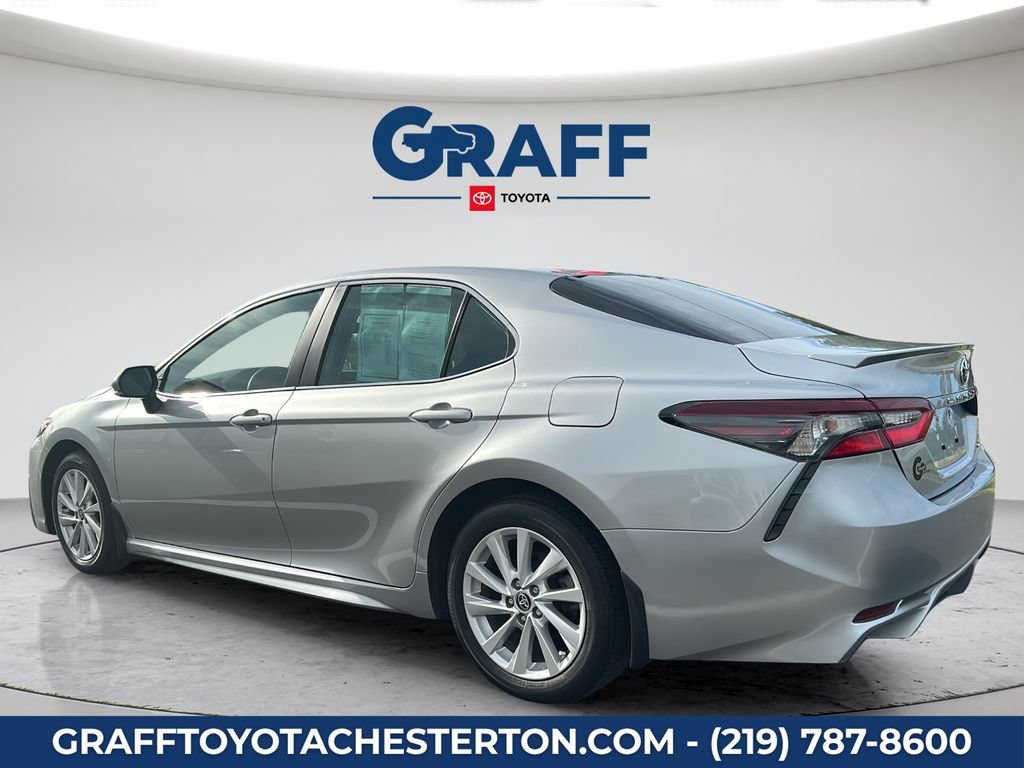 Used 2024 Toyota Camry SE FWD image 10