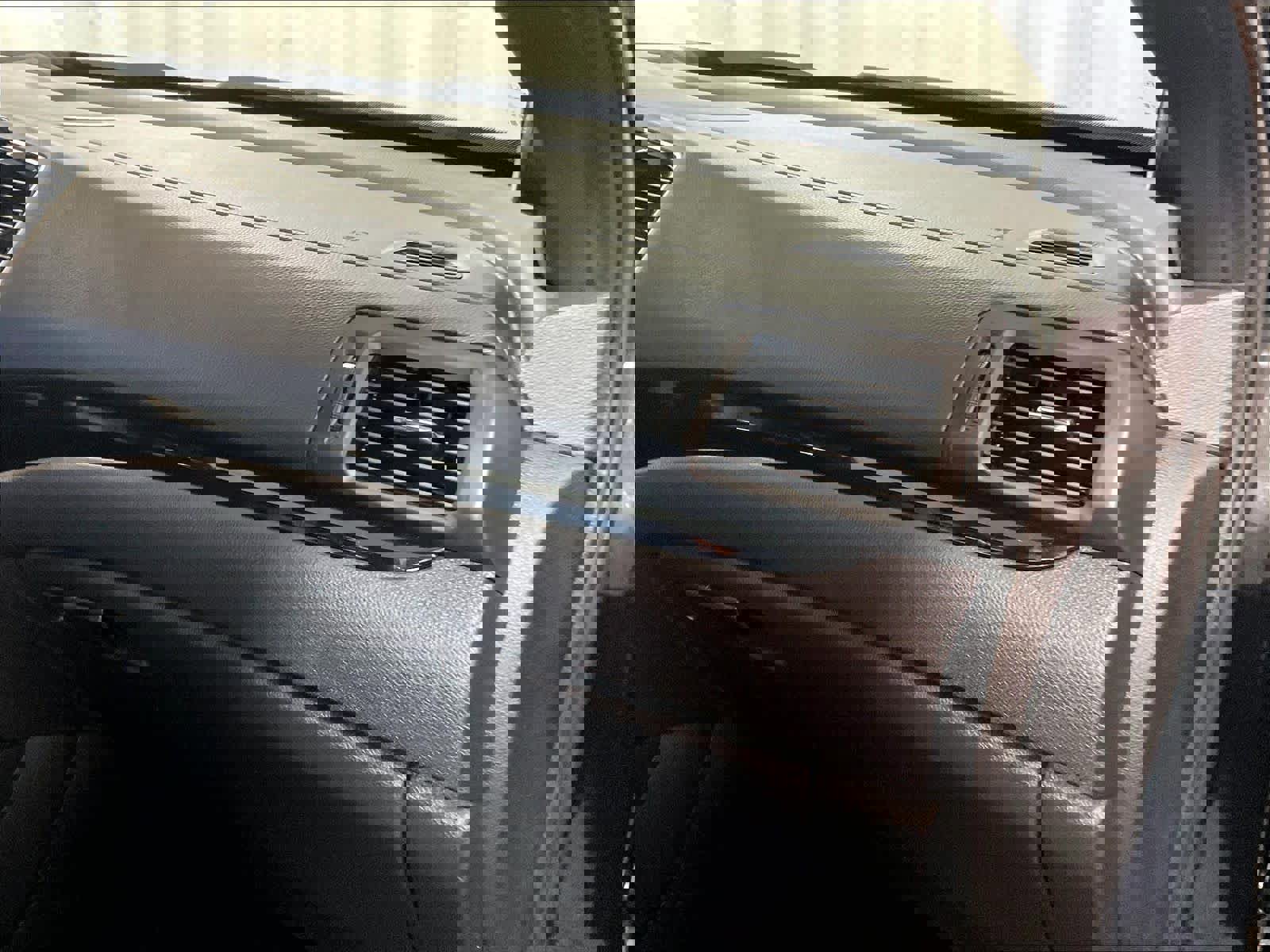 Used 2022 Honda Ridgeline Black Edition image 13