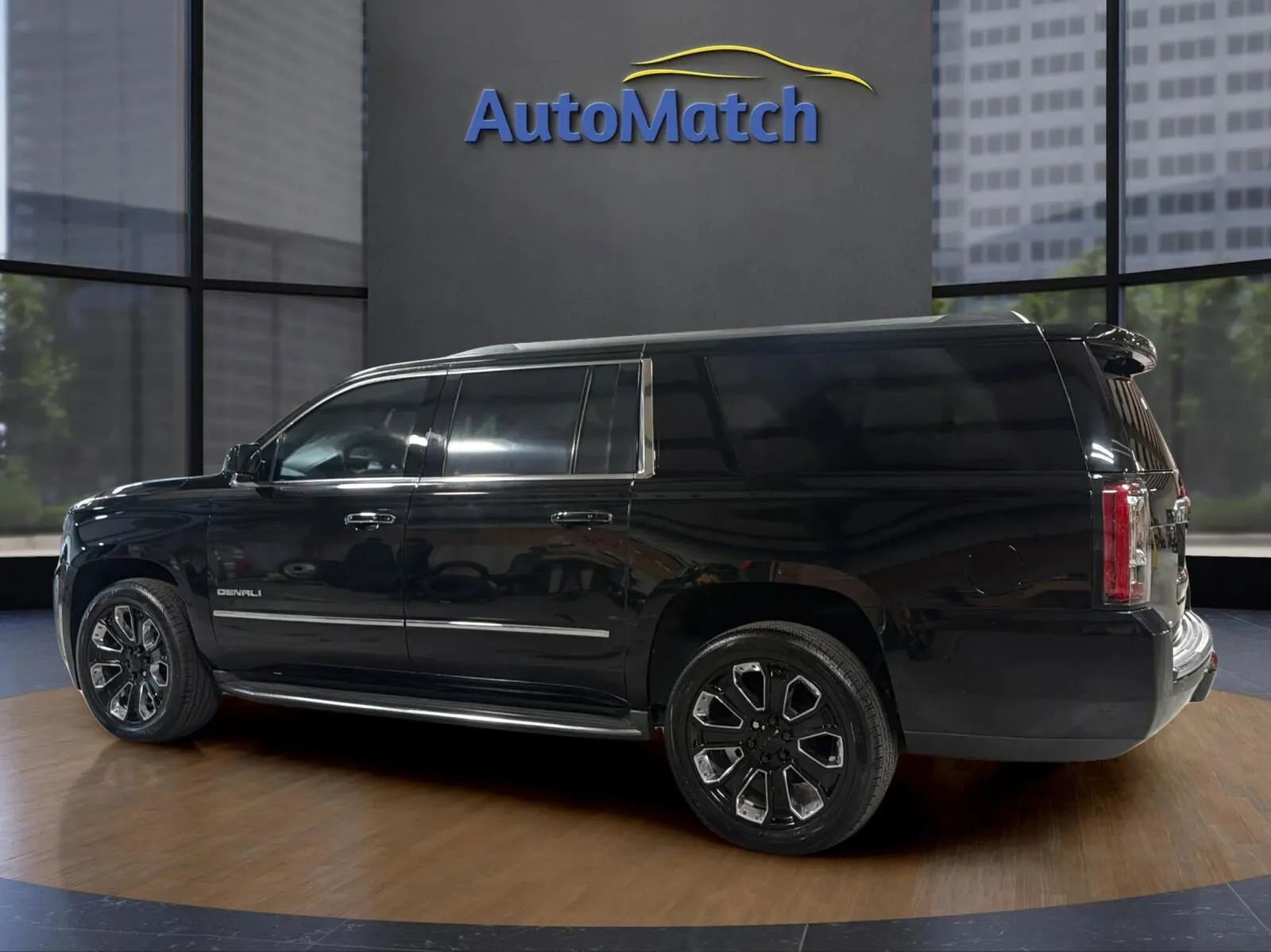 Used 2018 GMC Yukon XL Denali w/ Open Road Package image 7