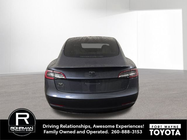 Used 2022 Tesla Model 3 Performance image 8