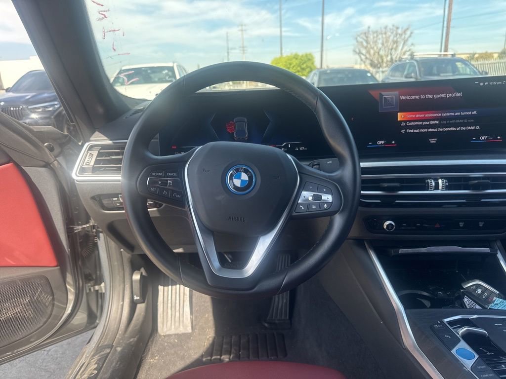 Used 2023 BMW i4 eDrive40 image 15