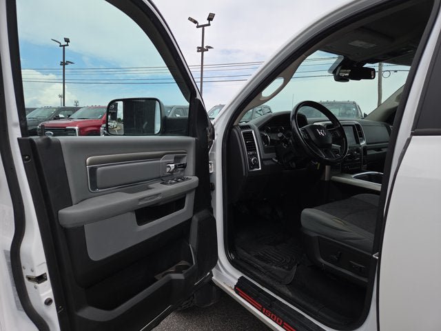 Used 2020 RAM 1500 Classic Warlock AWD/4WD image 7