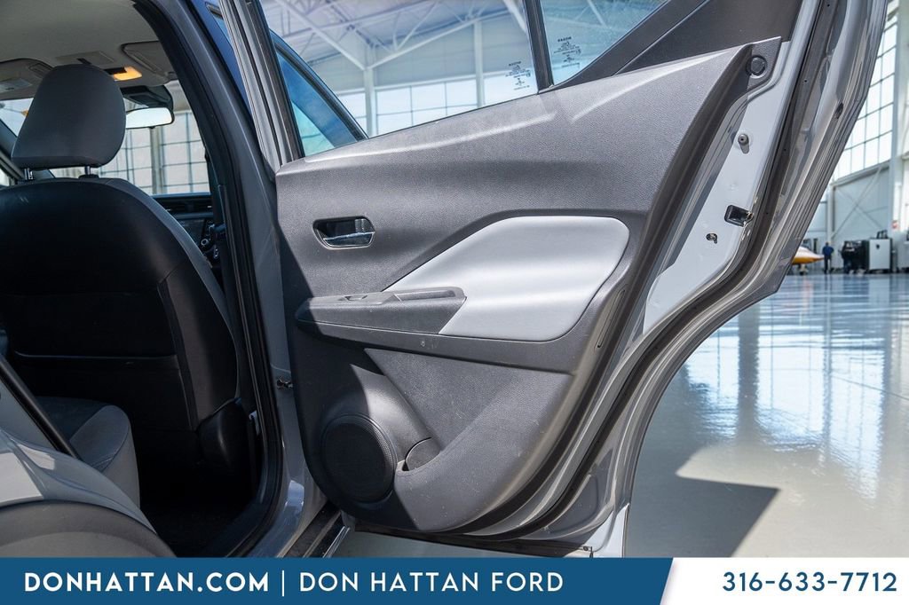 Used 2021 Nissan Kicks SR w/ SR Premium Package image 18