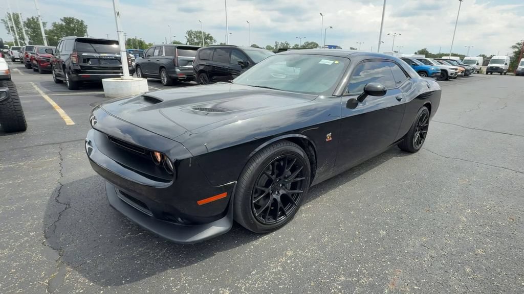 Used 2023 Dodge Challenger R/T Scat Pack RWD image 4