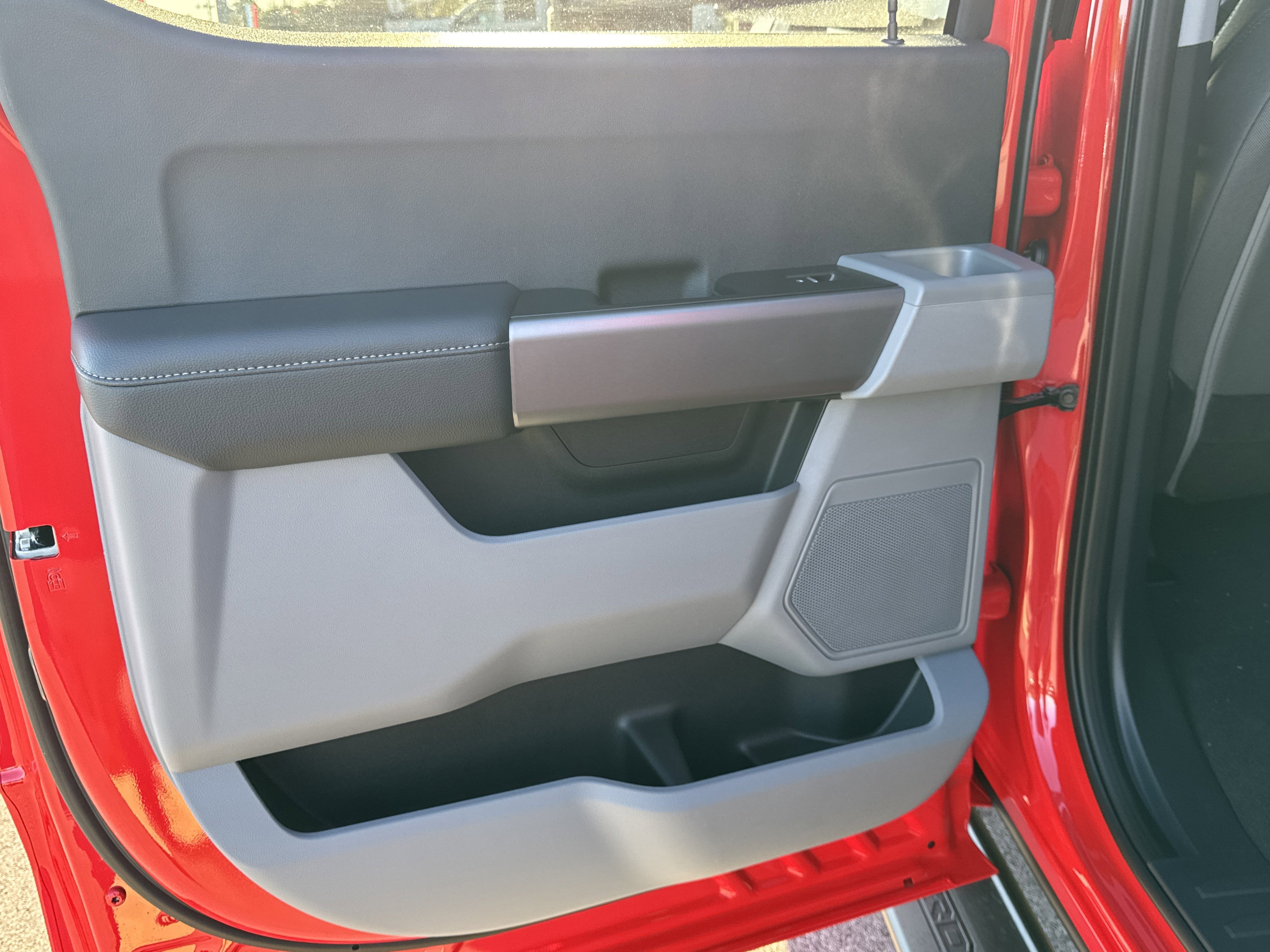 New 2026 Ford F250 4x4 Crew Cab Super Duty image 21