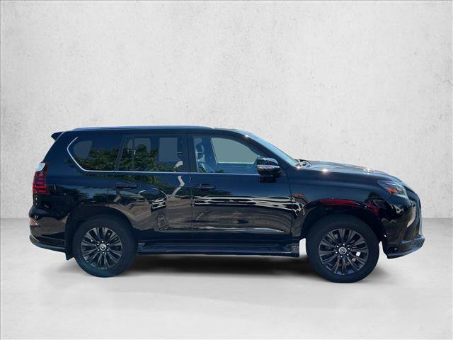 Used 2021 Lexus GX 460 Luxury w/ Sport Design Package AWD/4WD image 4