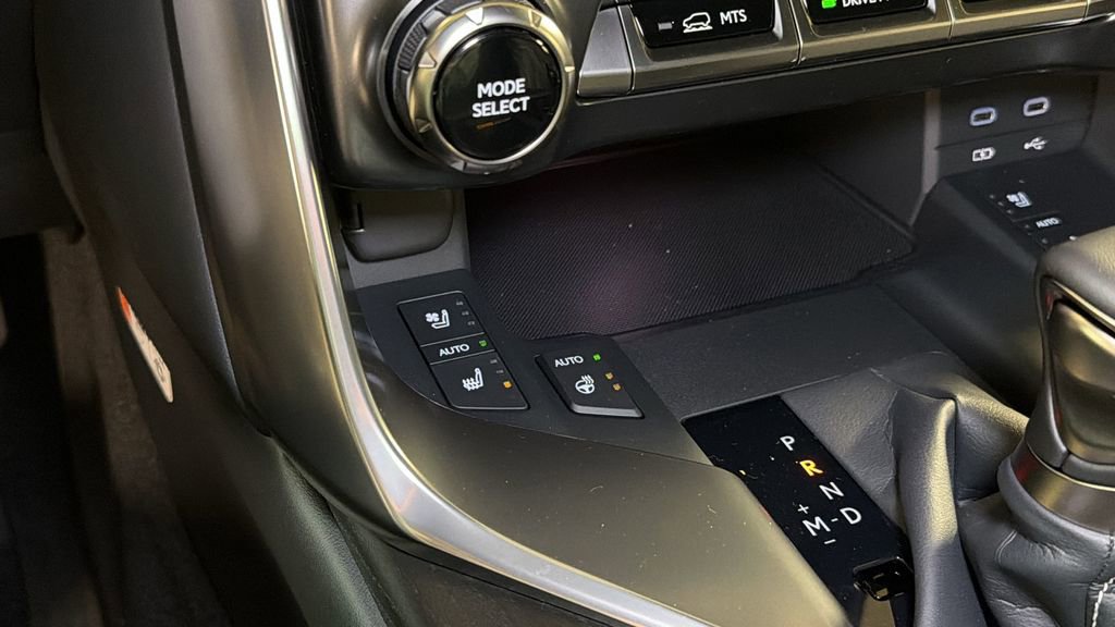 New 2026 Lexus LX 600 4WD w/ Luxury Package image 29