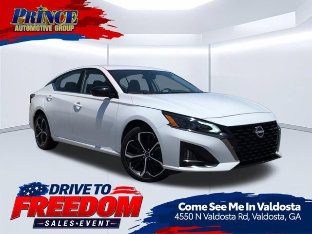 Used 2025 Nissan Altima 2.5 SR