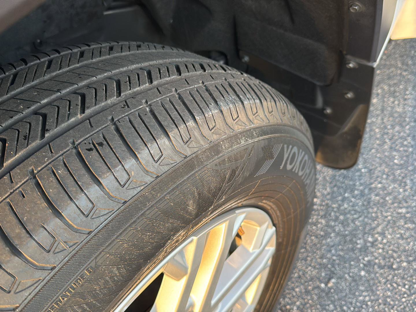 Used 2024 Toyota Tundra SR5 w/ SR5 Premium Package image 36