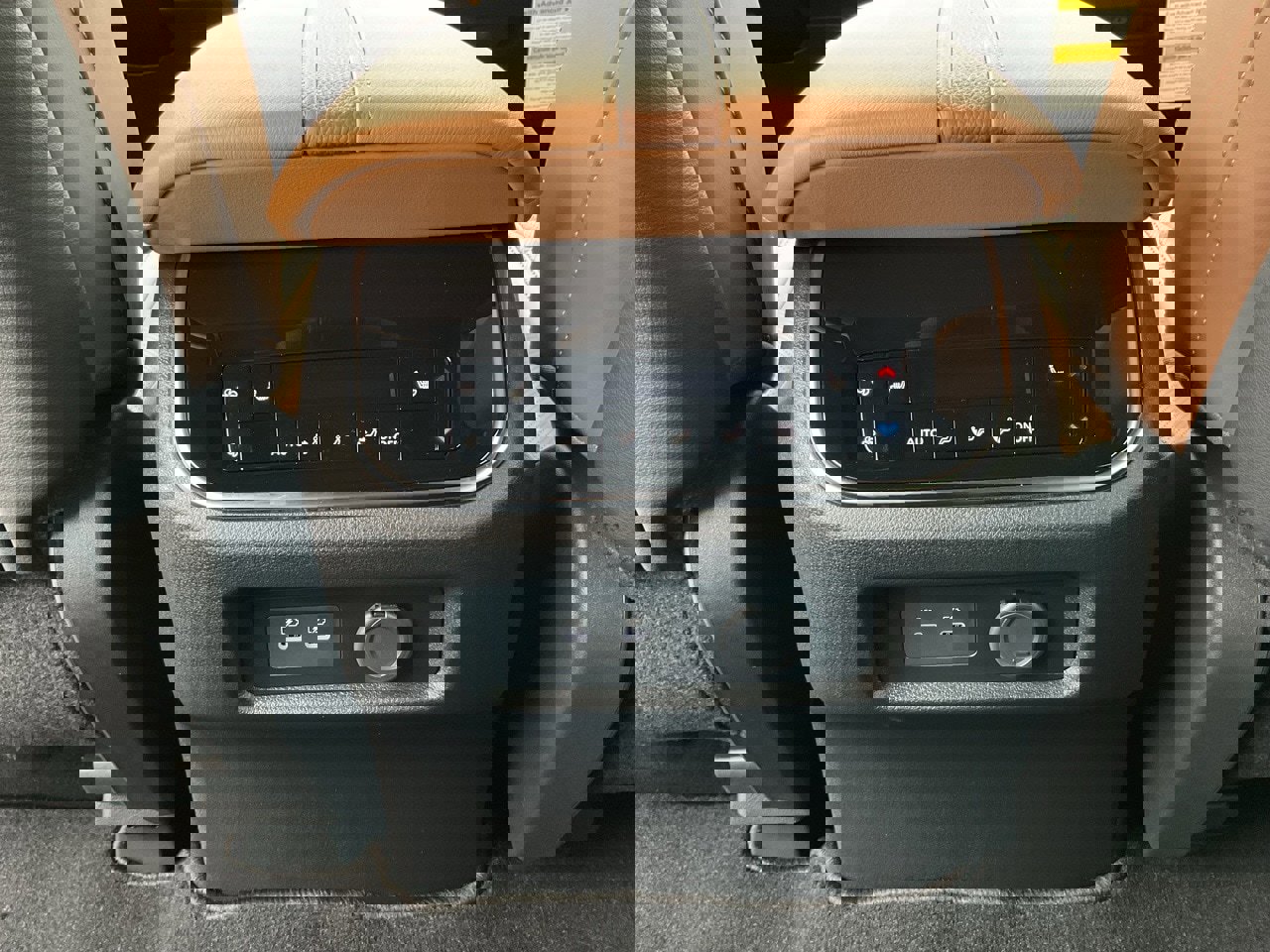 New 2026 Nissan Armada Platinum Reserve image 24