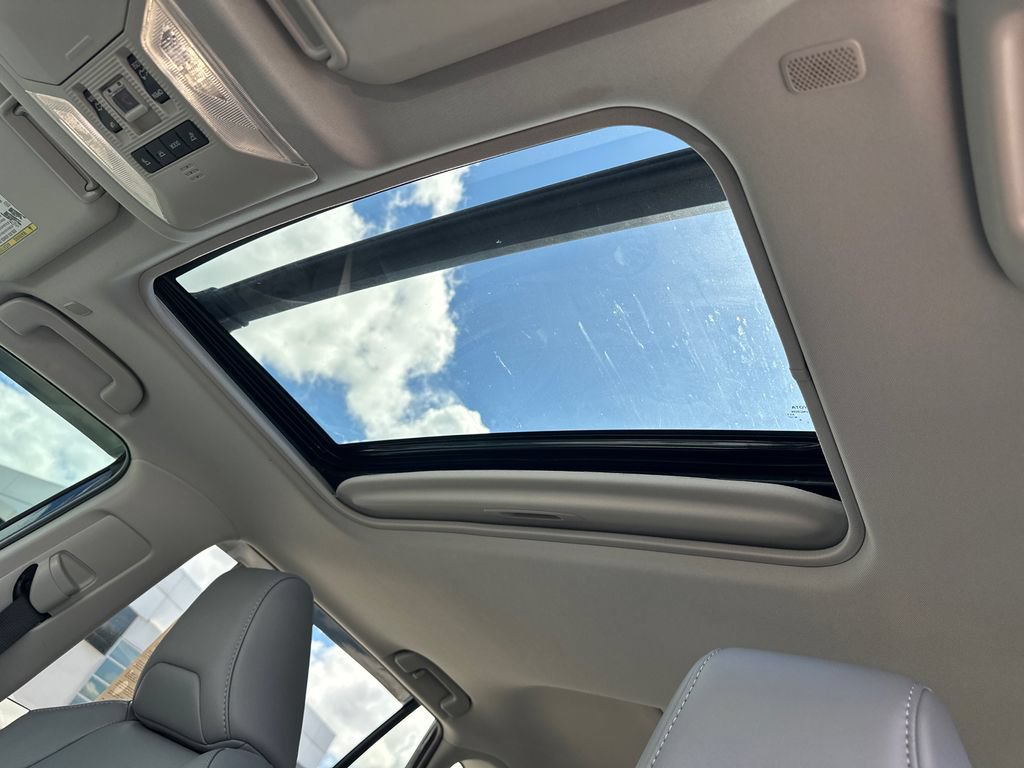 Used 2025 Toyota RAV4 XLE Premium w/ Weather Package FWD image 33