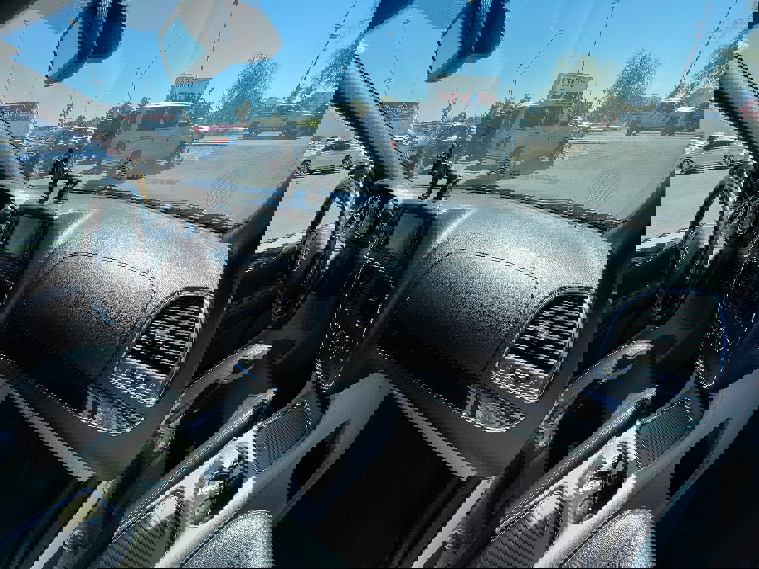 Used 2018 Dodge Grand Caravan SXT image 30