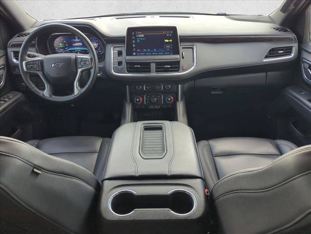 Certified 2024 Chevrolet Suburban Z71 w/ Luxury Package AWD/4WD image 16