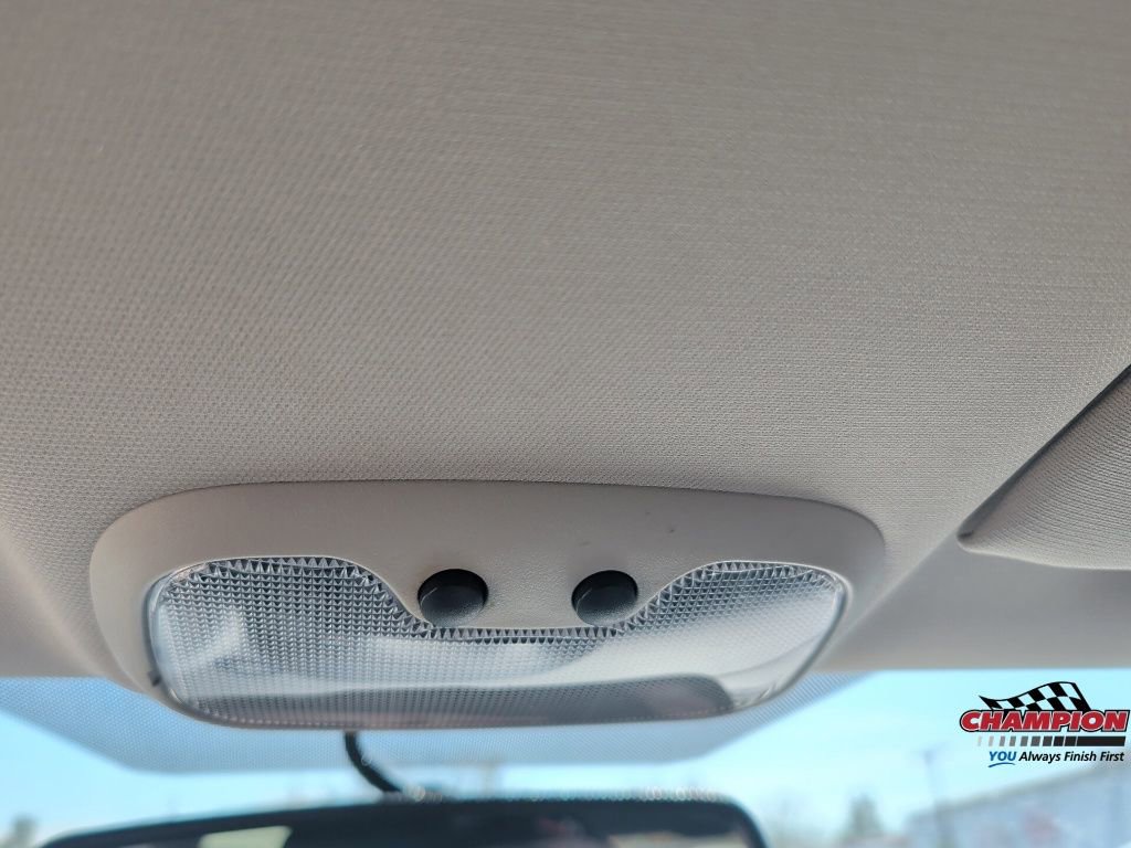 Used 2017 Jeep Compass Latitude image 18