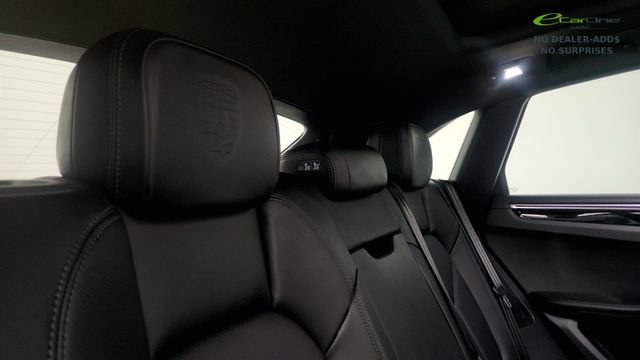 Used 2024 Porsche Macan S AWD/4WD image 39