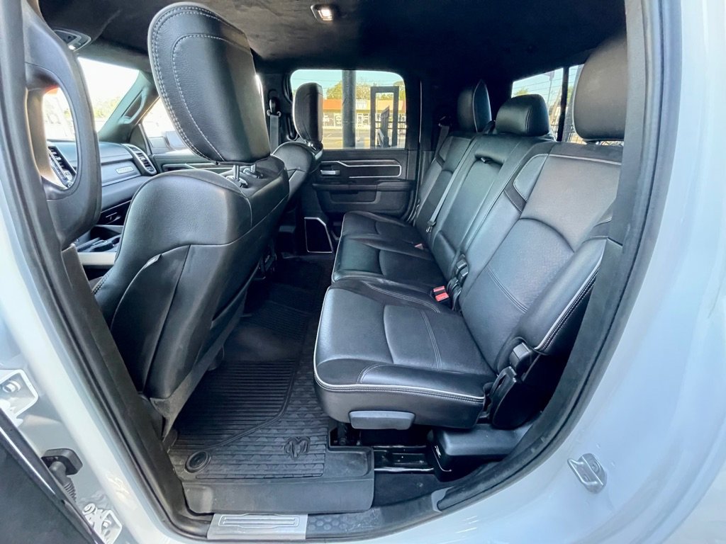 Used 2020 RAM 3500 Laramie AWD/4WD image 19